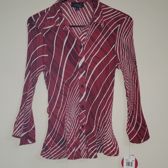 clothing co. by rotations Tops - A red & white blouse